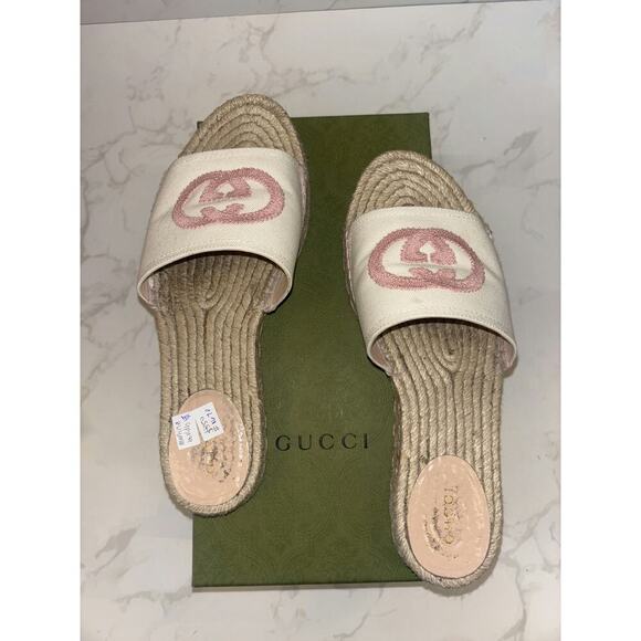 Gucci Espadrille Slides in Cream with Pink Logo - Picture 5 of 5